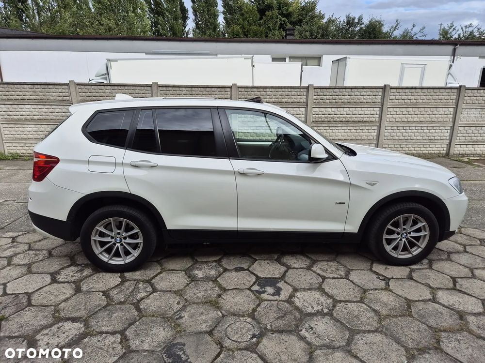 BMW X3 xDrive20d - 16
