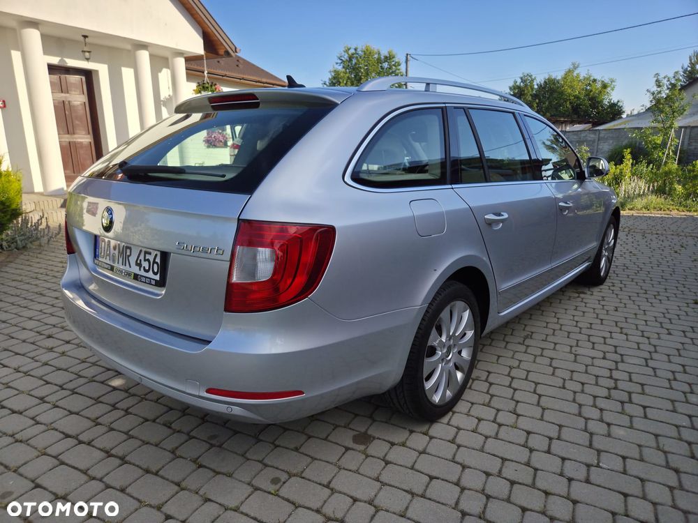 Skoda Superb 1.8 TSI DSG Exclusive - 6