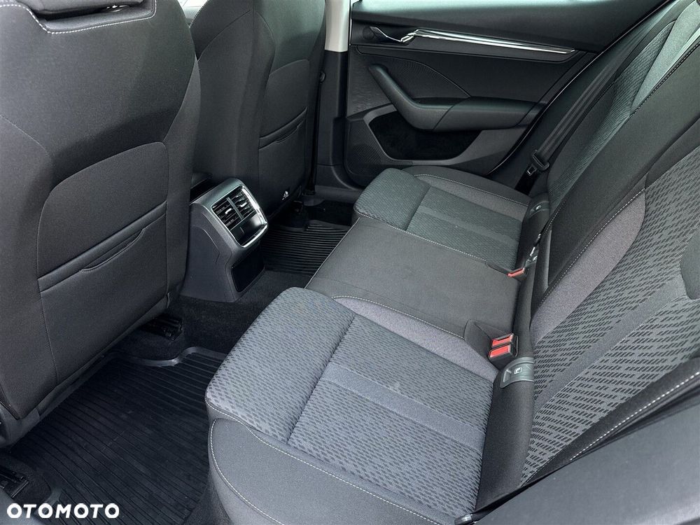 Skoda Octavia 2.0 TDI 4x4 Style DSG - 13