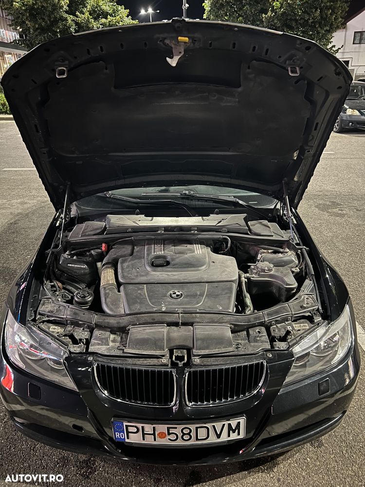 BMW Seria 3 318d - 14