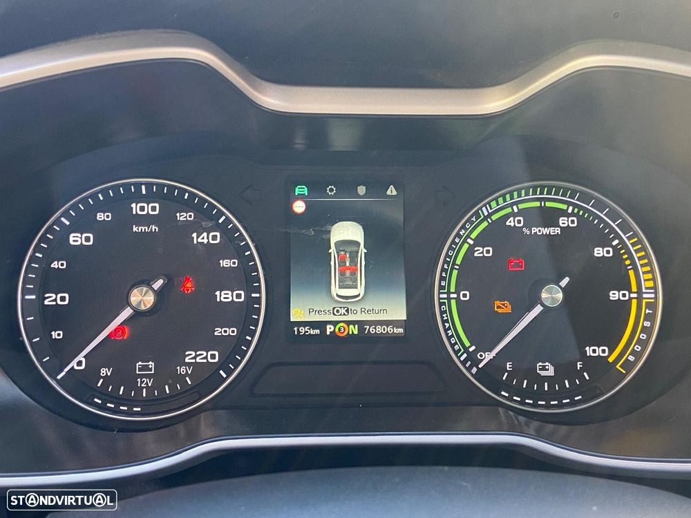 MG ZS EV Luxury - 15