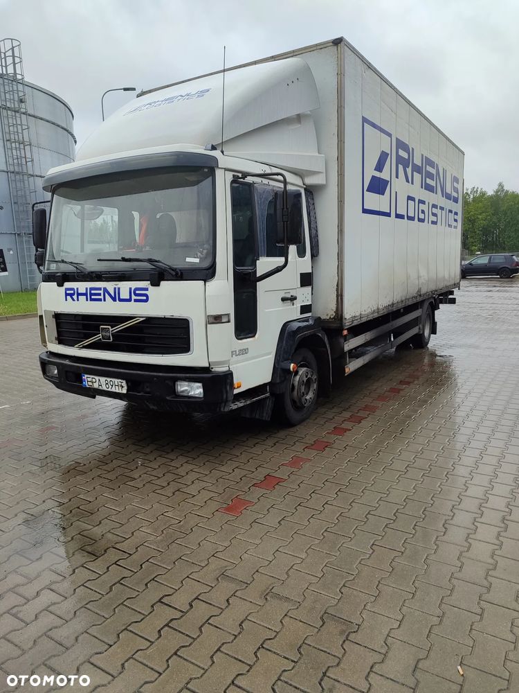 Volvo FL 220 - 1