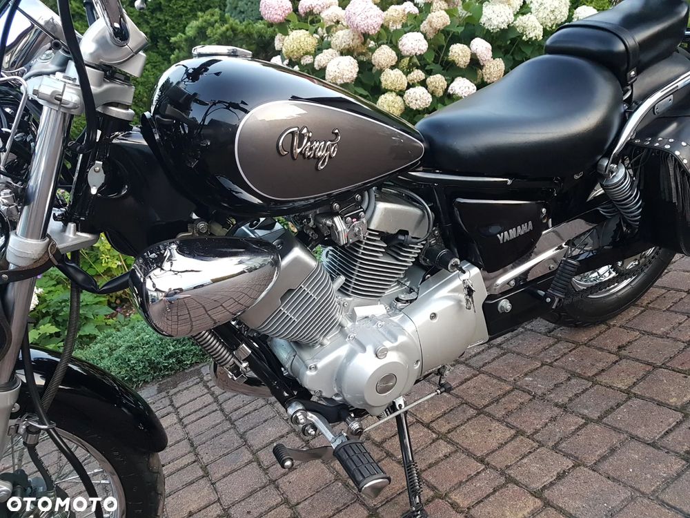Yamaha XV - 17