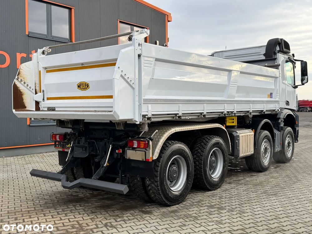 Mercedes-Benz AROCS 3548 8x4 WYWROTKA TRÓJSTRONNA Z BORDMATIKIEM - 5