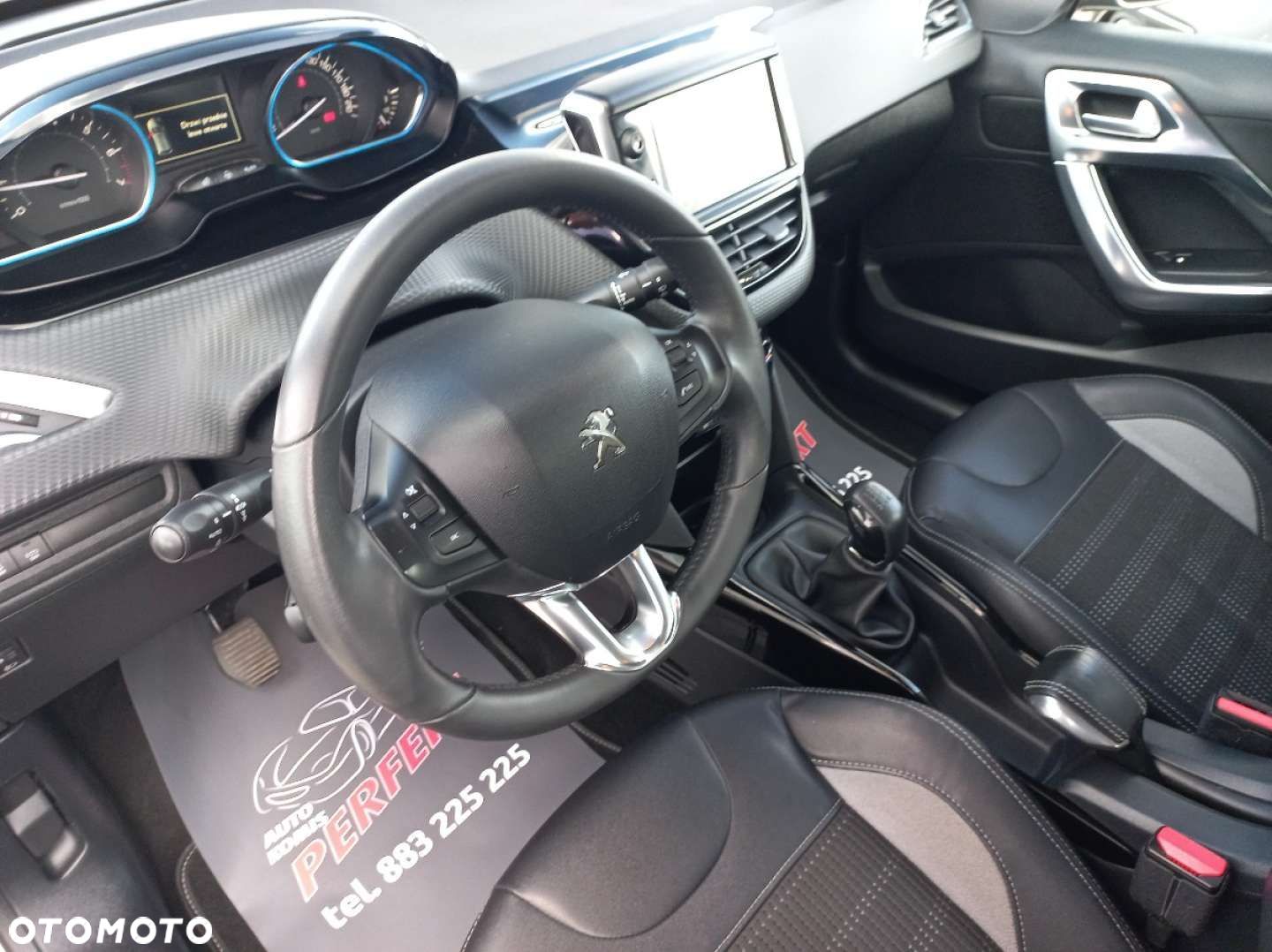 Peugeot 2008 - 12