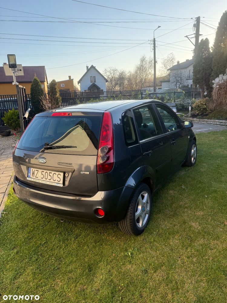 Ford Fiesta - 3