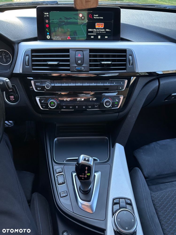 BMW Seria 3 318d M Sport - 11