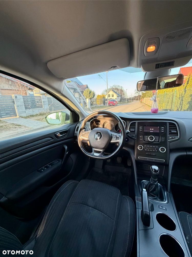 Renault Megane 1.5 dCi Energy Limited - 10