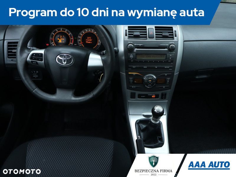 Toyota Corolla - 9