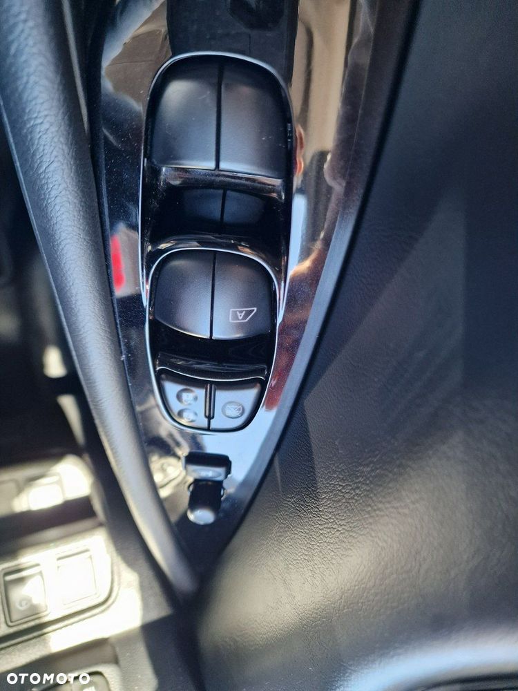 Nissan Leaf 24kWh Tekna - 32