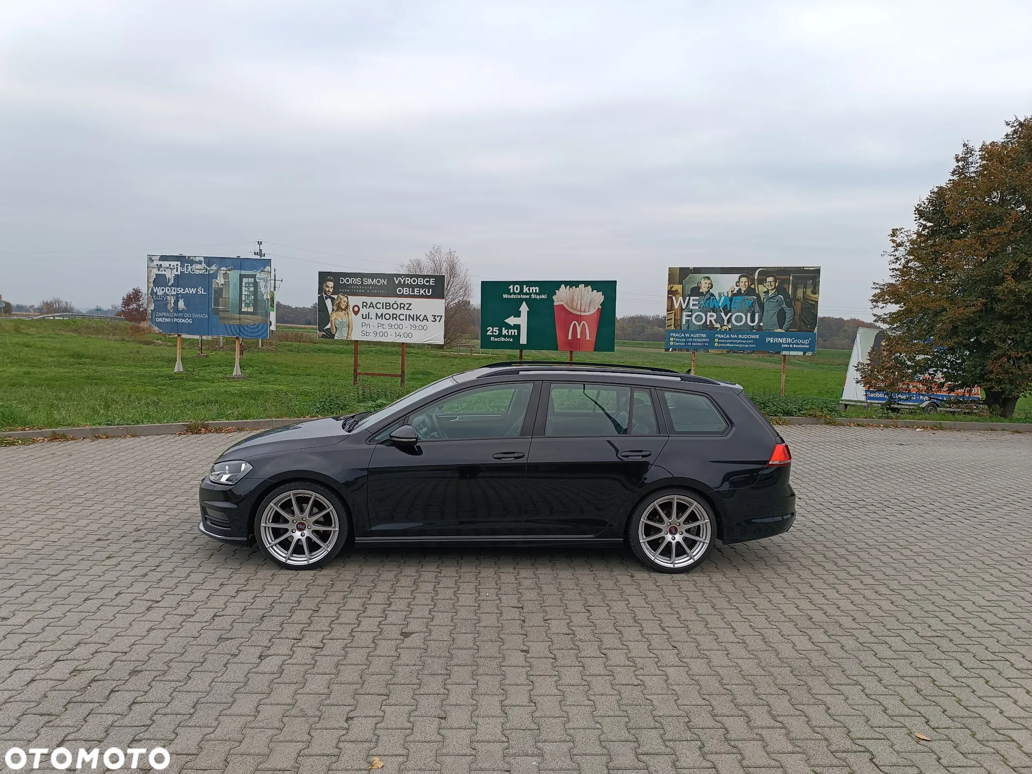 Volkswagen Golf Variant 2.0 TDI SCR Highline - 3
