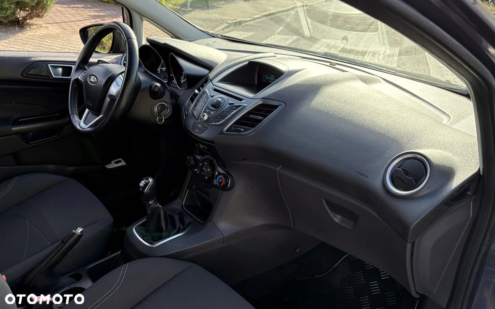 Ford Fiesta 1.25 Titanium EU5 - 17