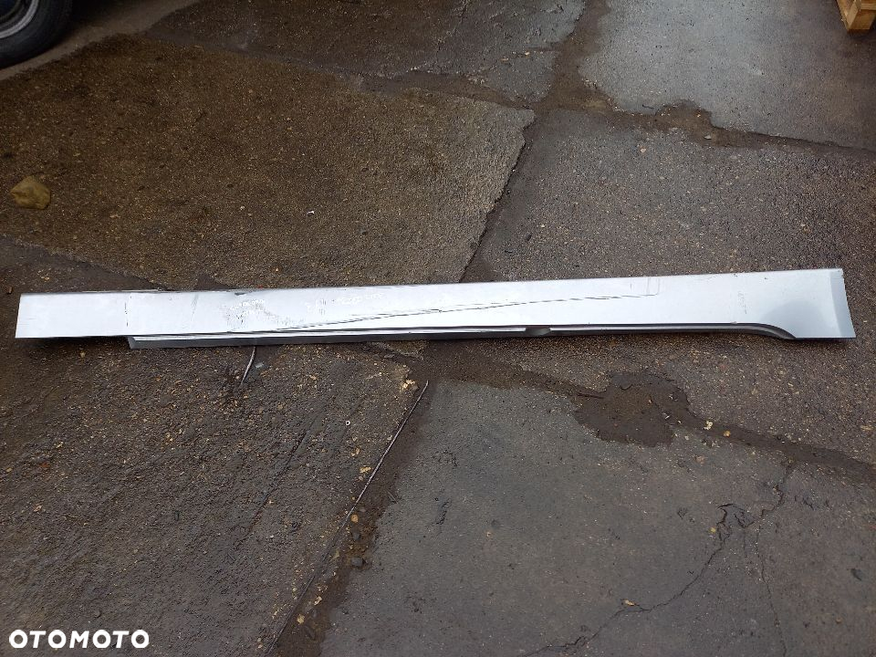 Listwa progowa prawa  Bmw e60 e61 7033760 kod Silver Grau Metalic - 2