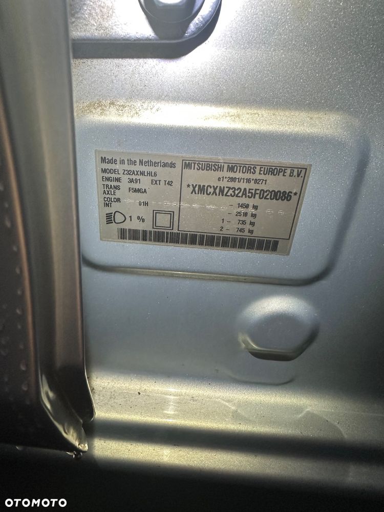 Mitsubishi Colt 1.1 - 17