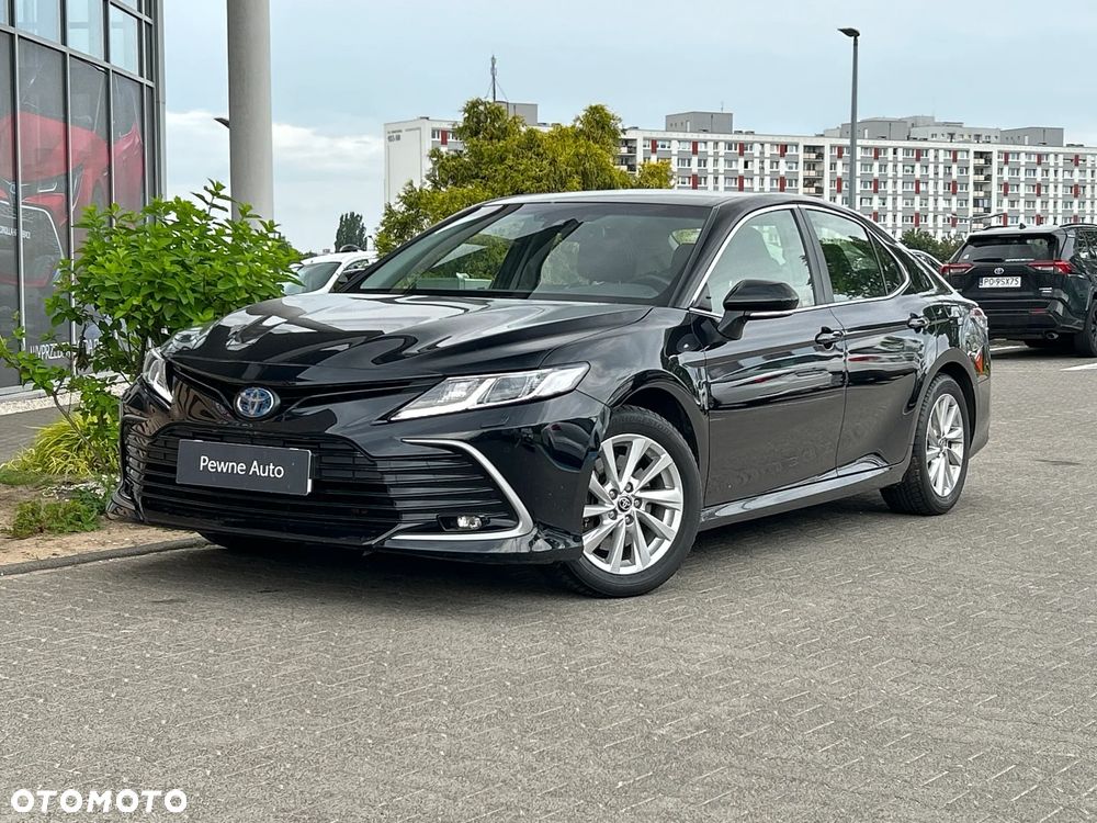 Toyota Camry 2.5 Hybrid Comfort CVT - 1