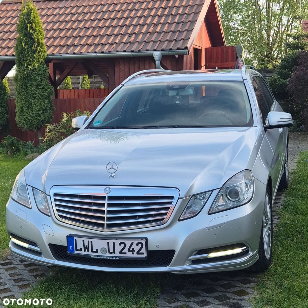Mercedes-Benz Klasa E 220 CDI 7G-TRONIC Elegance - 2