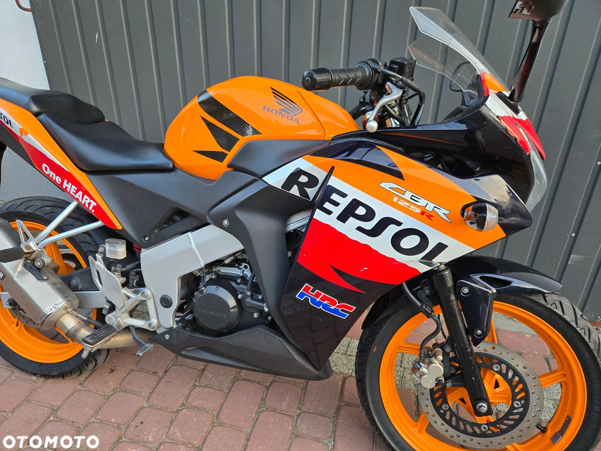 Honda CBR - 12