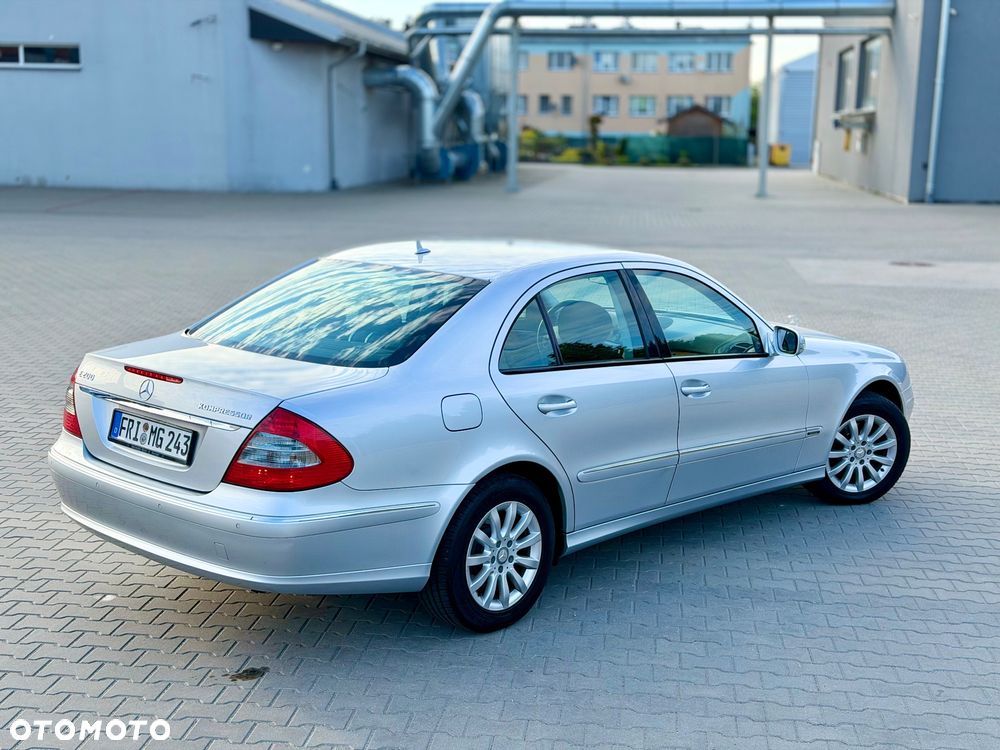 Mercedes-Benz Klasa E 200 Kompressor Automatik Elegance - 10