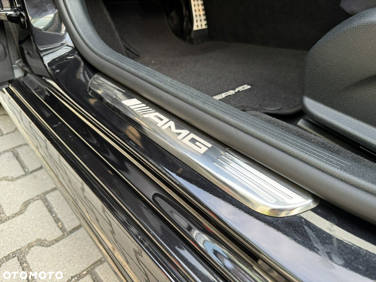 Mercedes-Benz Klasa E AMG 63 4Matic AMG Speedshift 9G-MCT - 18