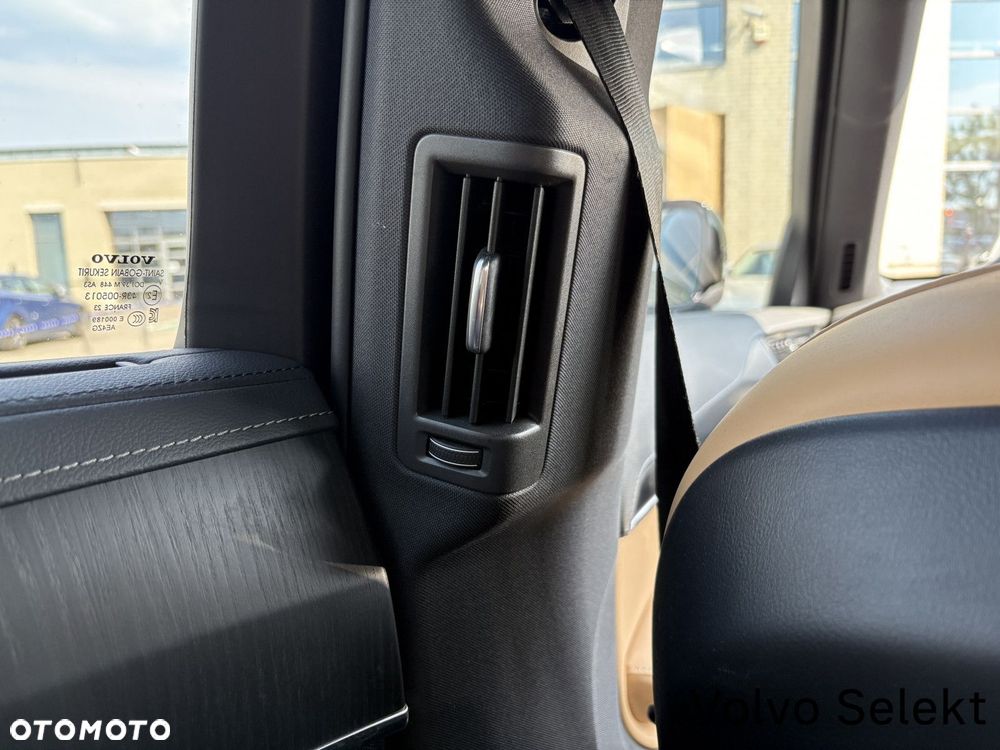 Volvo XC 90 - 24