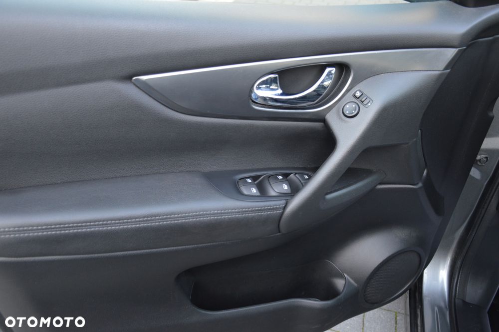 Nissan Qashqai 1.3 DIG-T DCT TEKNA - 17