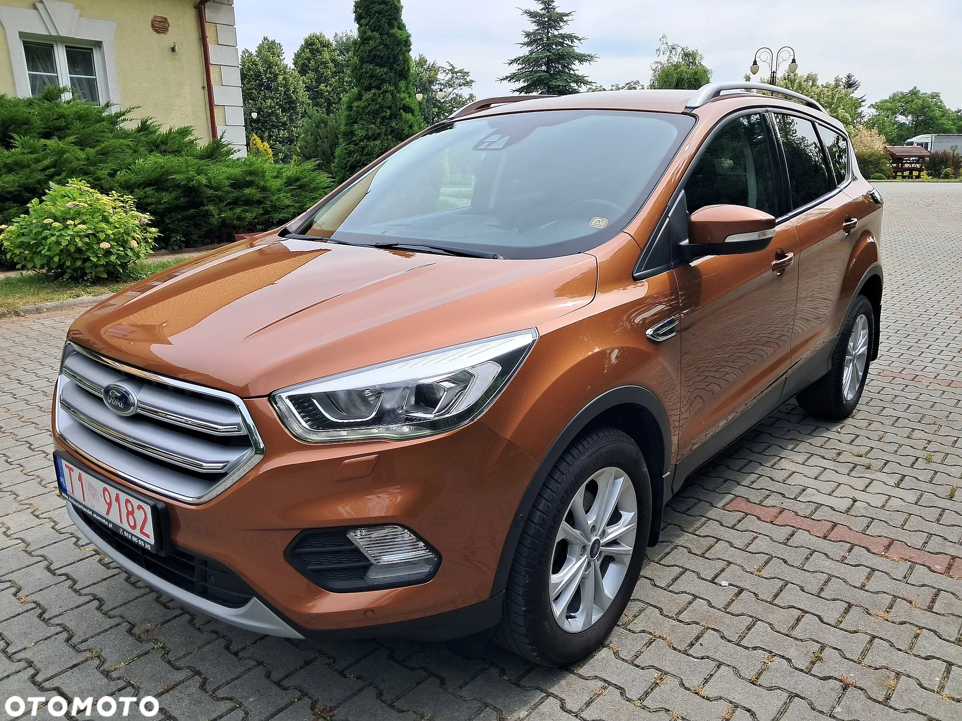 Ford Kuga 1.5 EcoBoost 2x4 Titanium - 4