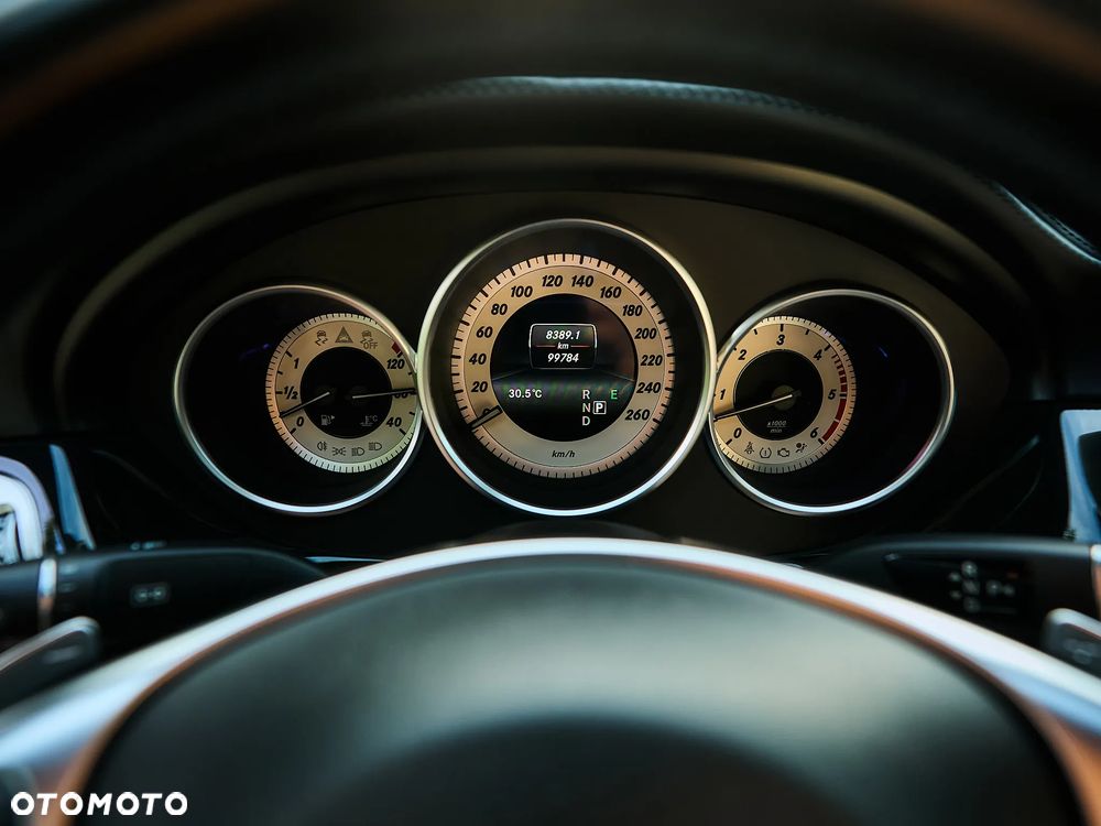 Mercedes-Benz CLS 350 d 4-Matic - 15