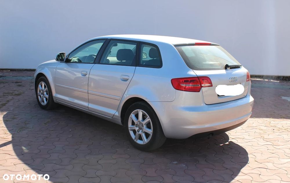 Audi A3 Sportback - 5