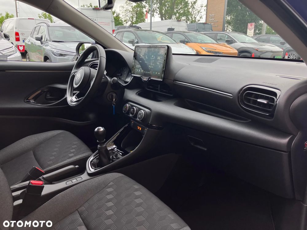 Toyota Yaris Hybrid 1.5 Style - 17