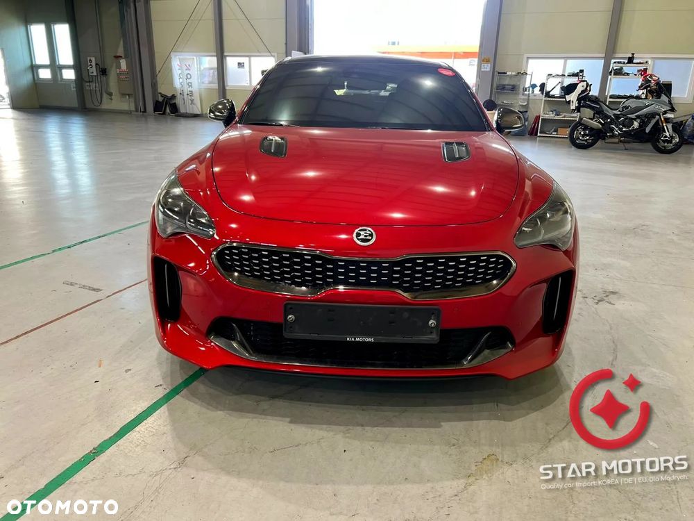 Kia Stinger - 7