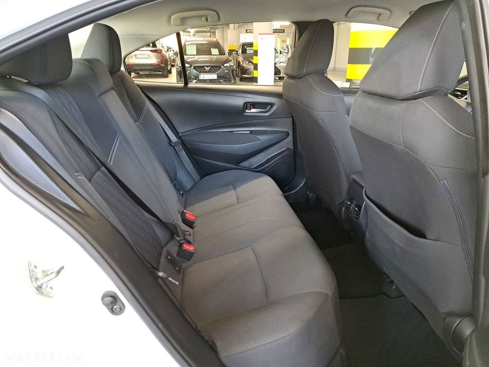 Toyota Corolla - 15