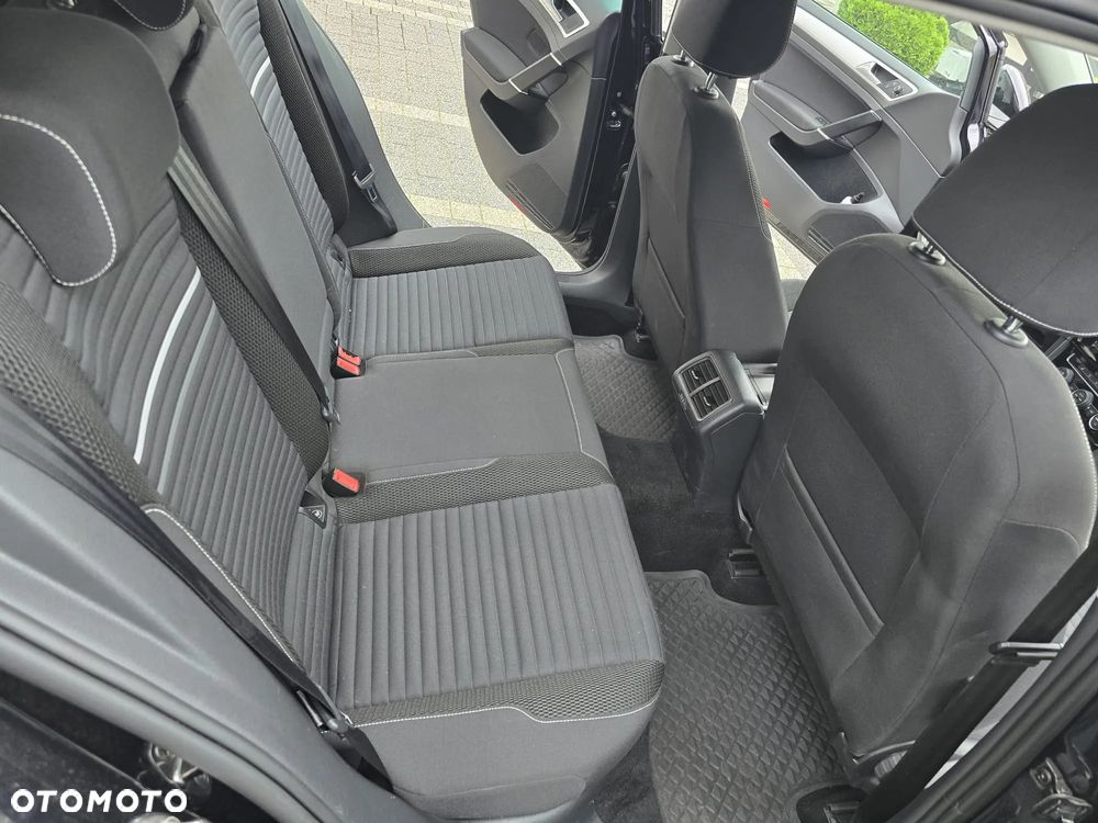 Volkswagen Golf 1.2 TSI BlueMotion Technology DSG Cup - 9