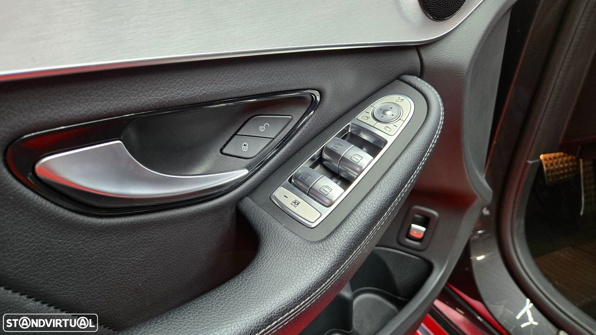 Mercedes-Benz C 300 - 23