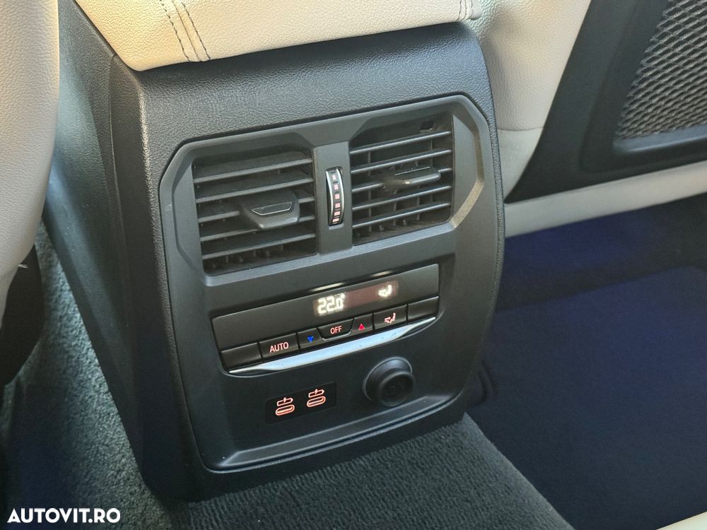 BMW Seria 3 320d xDrive AT MHEV - 23