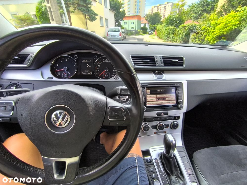 Volkswagen Passat 1.8 TSI Highline DSG - 26