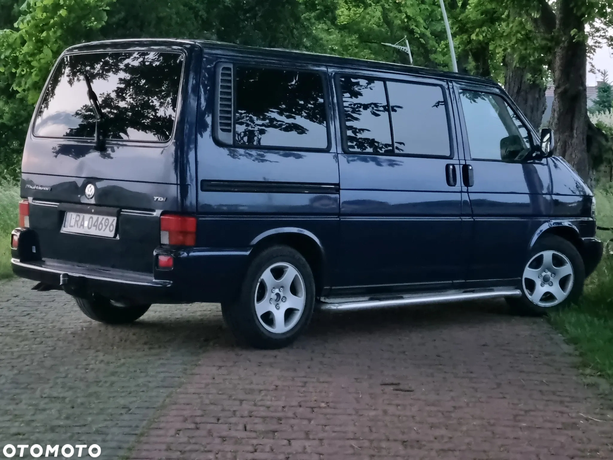 Volkswagen Multivan TDI - 23
