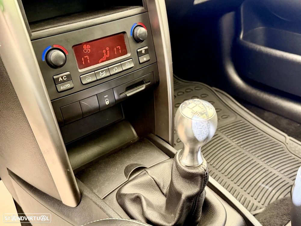 Peugeot 207 SW 1.6 HDi Outdoor - 17