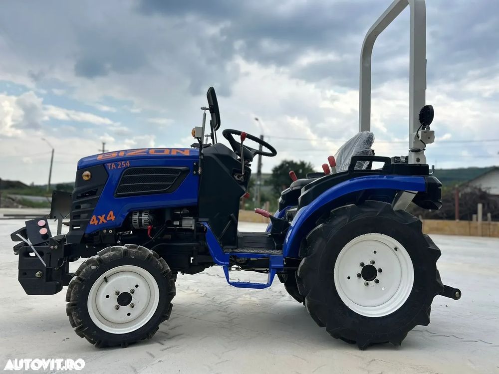 Bizon TA254, 25 CP, 4x4 dotat cu FREZA NOUA SI PLUG - 3