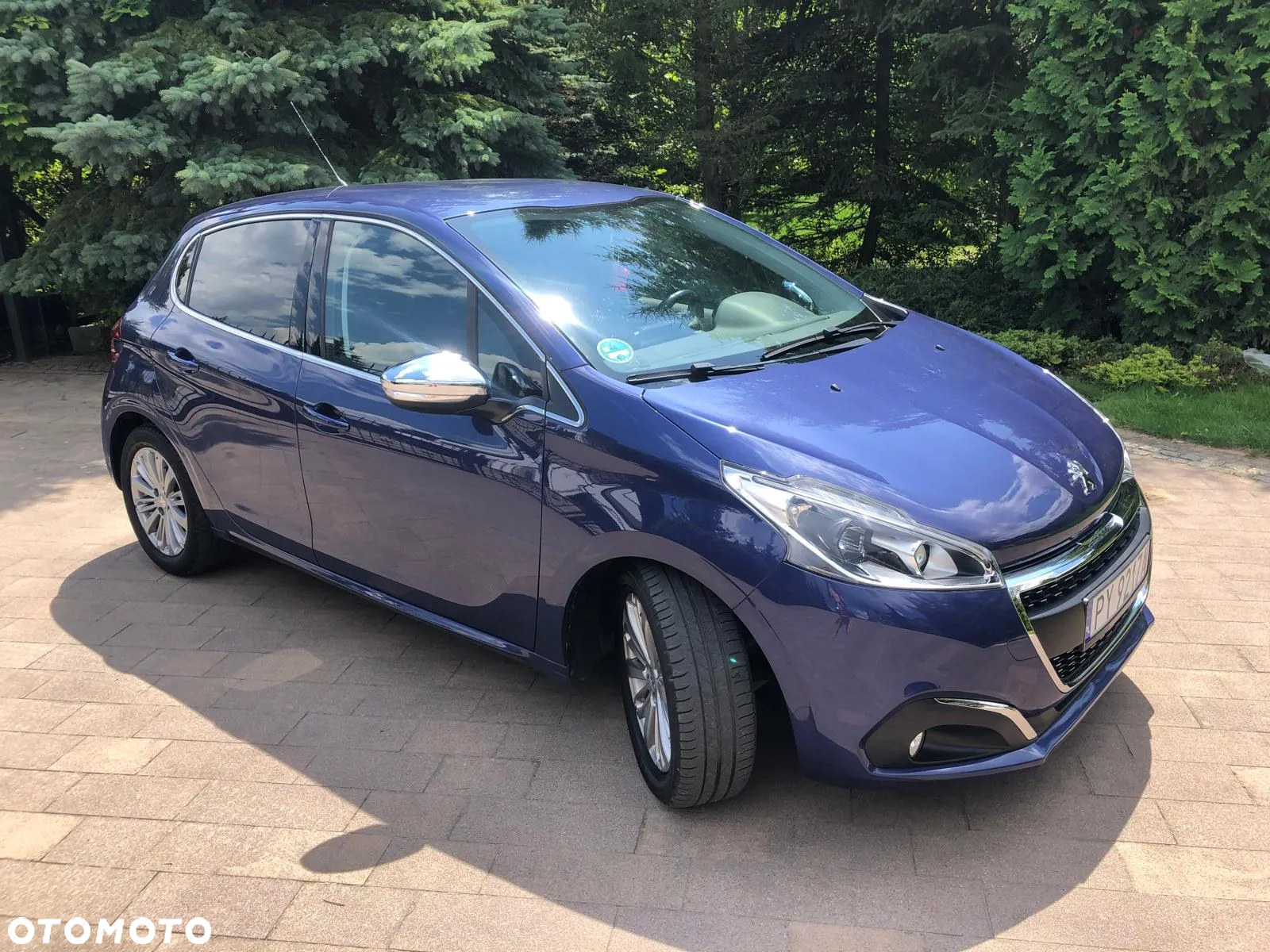 Peugeot 208 - 11