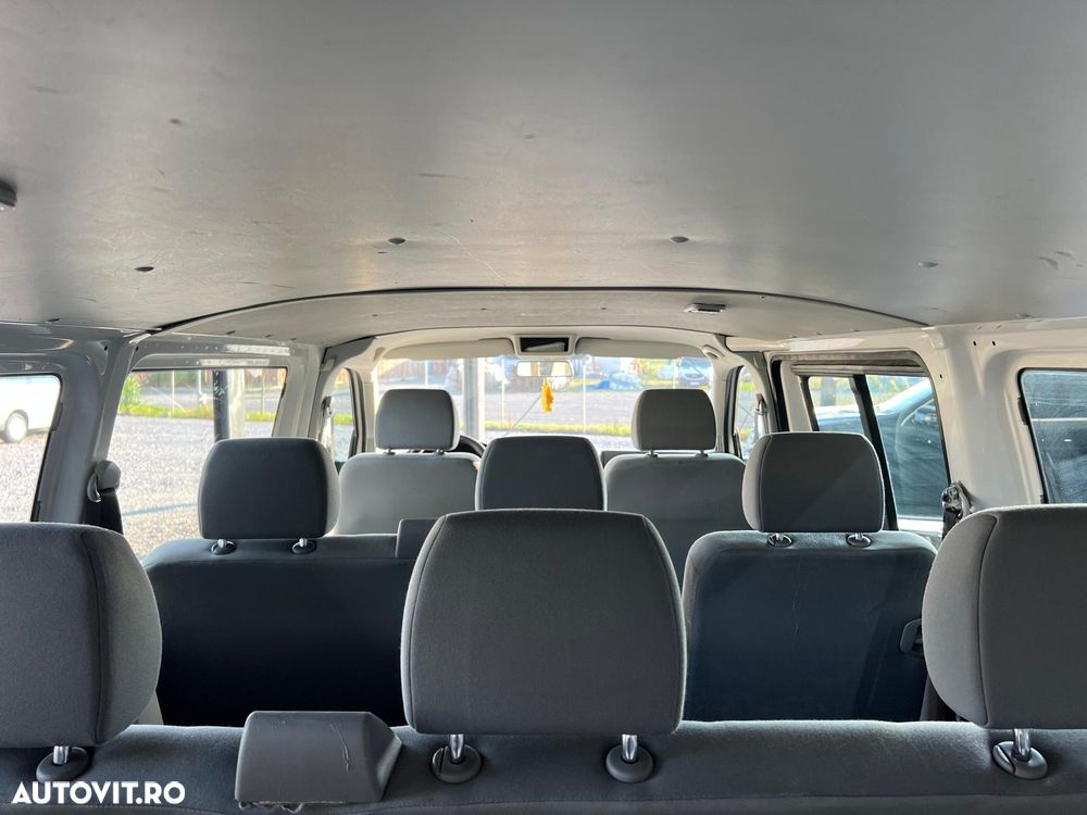 Volkswagen Transporter - 7