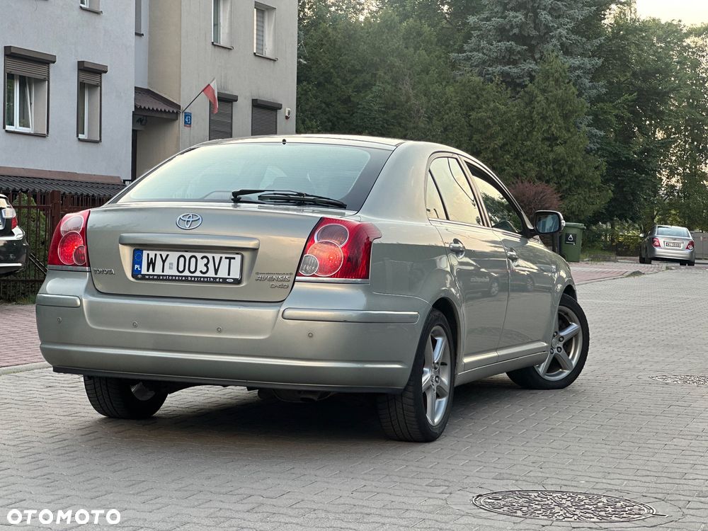 Toyota Avensis 2.2 D-4D Prestige - 8