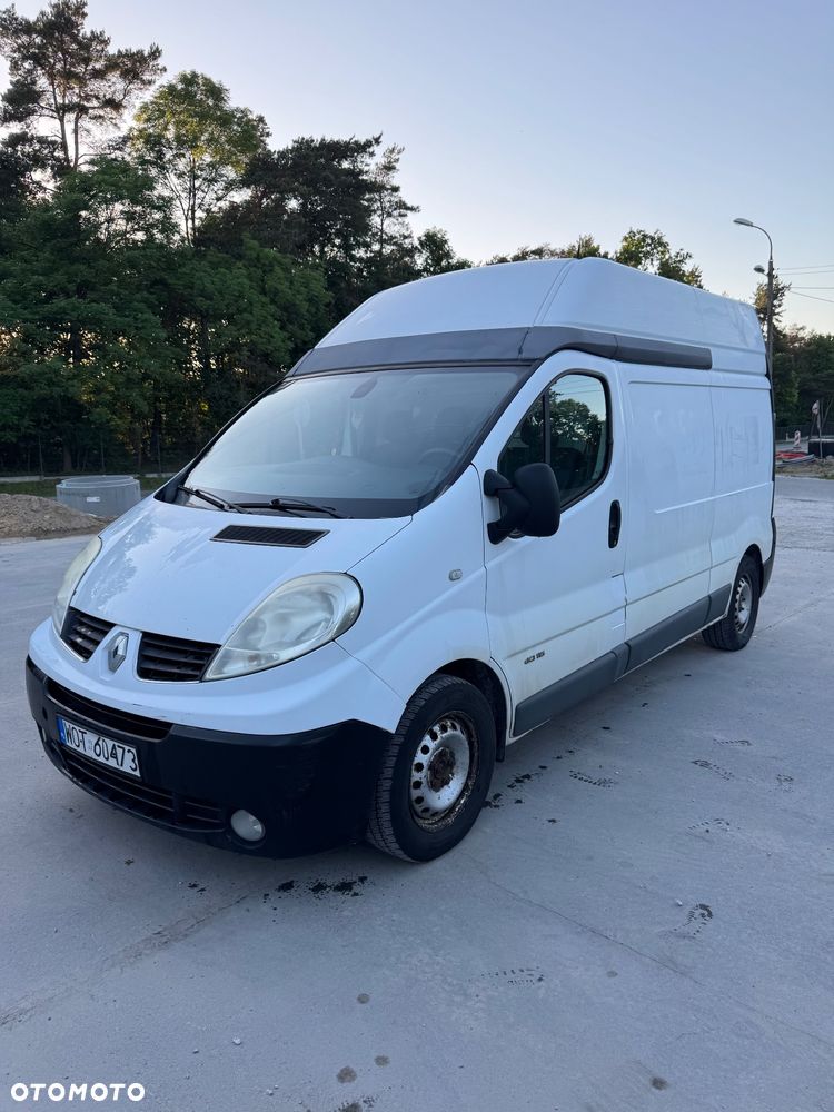 Renault Trafic - 1