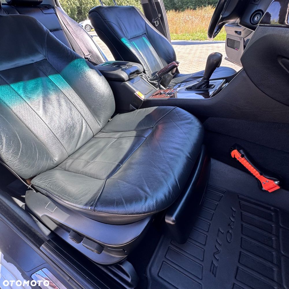 BMW Seria 5 - 27