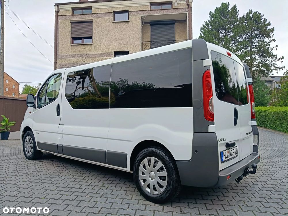 Opel Vivaro - 25