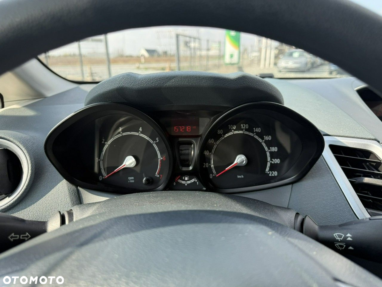 Ford Fiesta 1.25 Ambiente - 12