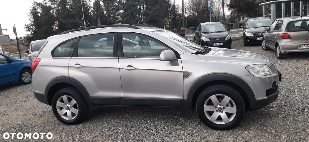 Chevrolet Captiva 2.4 2WD 7 Sitzer LS - 24