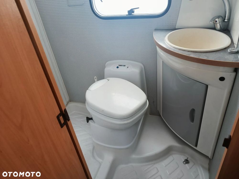 Ford Transit kamper Chausson Flash 03 - 25