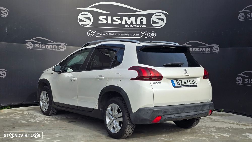 Peugeot 2008 1.2 PureTech Signature EAT6 - 2