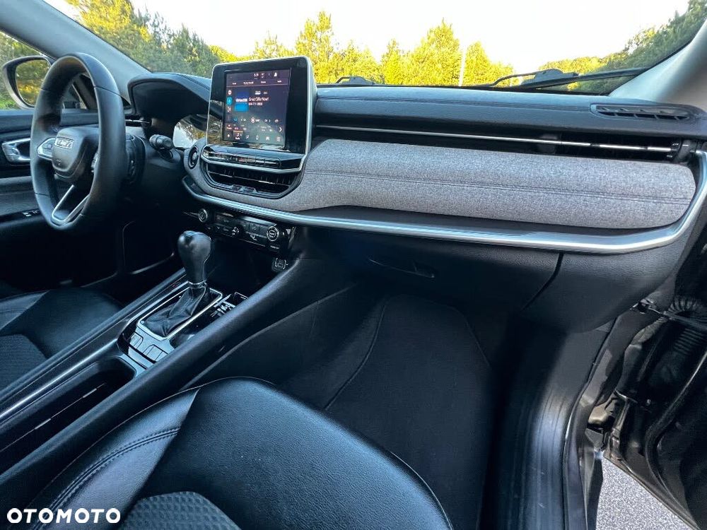 Jeep Compass - 22