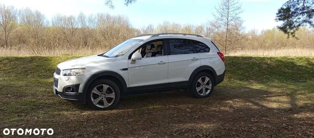 Chevrolet Captiva 2.2 D LTZ - 14